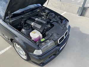 BMW E36 323i 125kW tehase M-pakett, manuaal (9 foto / 15)
