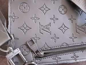 Meeste disainer crossbody kott (3 foto / 10)