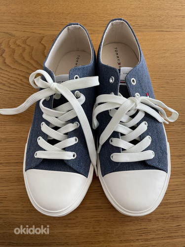 Uus Tommy Hilfiger tossud
