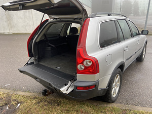 Volvo XC90 2.5 T5 154kW (15 foto / 15)