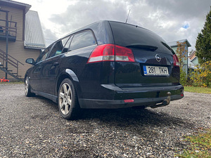 OPEL VECTRA C 3.0 135kw (5 foto / 8)