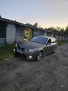 BMW 530D (1 фото из 9)