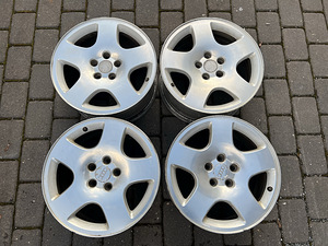 17" 5x112 Audi originaal valuveljed Flat Five (9 foto / 9)