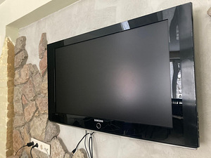 Samsungi televiisor (3 foto / 7)