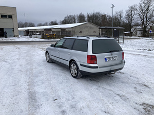 Volkswagen Passat B5 1.9 81kw (4 foto / 9)