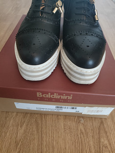 Кожаные туфли на платформе Baldinini (7 фото из 7)