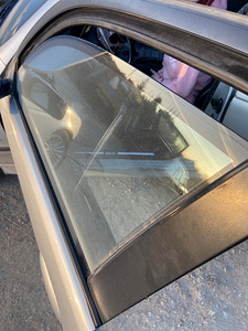 BMW e39 uksed koos pakettklaasidega (6 foto / 6)