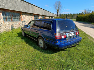 Toyota Camry 2.0td (3 foto / 15)