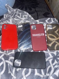 Erinevad iphone'i ümbrised (2 foto / 2)