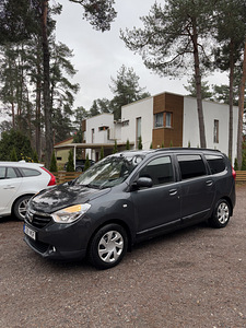 Autode rent. Autode laenutus. Liikuri 7 Lasnamäe (6 foto / 9)