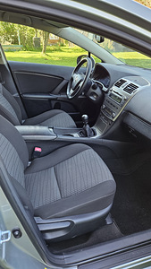 Toyota Avensis 2.0D Linea Sol (10 foto / 14)