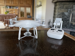 Dji Phanton 4 (3 фото из 3)