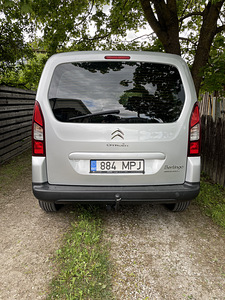 Citroen Berlingo (8 foto / 15)