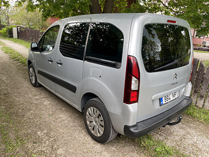 Citroen Berlingo (9 foto / 15)