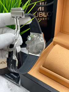 Hublot Fusion Chronograph ETA 2892-A2 (Swiss) (9 foto / 10)
