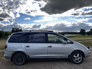 Volkswagen Sharan 1.9TDi 81kW (5 foto / 8)