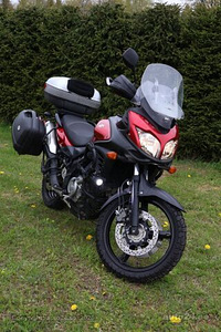 SUZUKI VSTROM 650 (DL650) V2 51kw 2015 (5 foto / 10)