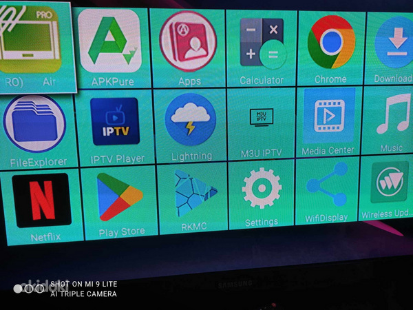 Smart Android Samsung LE32S71 B с оригинальным пультом дистанционного управления (фото #3)