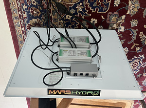 Mars Hydro TSW 2000 LED taimekasvatus lamp (1 foto / 3)