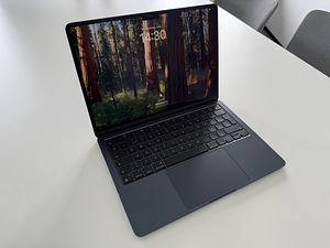Apple Macbook Air 15 M3 2024 8/256 Mignight ENG, аккумулятор 100% (2 фото из 4)