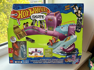 Набор Hot wheels Octopus скейт парк (новый) (1 фото из 6)