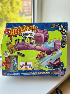 Набор Hot wheels Octopus скейт парк (новый) (3 фото из 6)