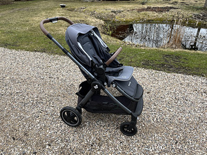 Maxi-Cosi Adorra 2 + turvahäll Tinca (3 foto / 10)