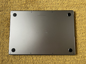 MacBook Pro 16, M1 MAX, 32Gb ram, 1TB SSD, 32 core GPU SWE (2 foto / 3)
