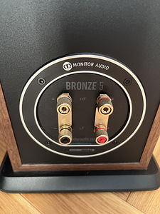 Monitor Audio Bronze 5 (6 фото из 6)