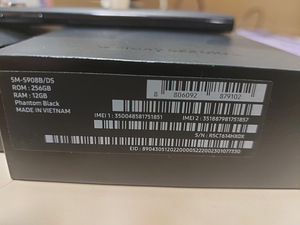 Samsung Galaxy S22 Ultra 256GB Black (2 foto / 2)
