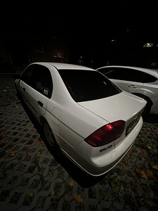 Honda Civic ES4 (7 foto / 8)