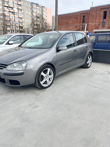 Volkswagen Golf 1.9 66kw (4 foto / 10)