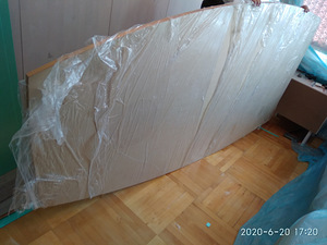Laua alus 220cm, laius kestel 120 cm, üleval puuspoon raske