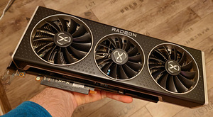 XFX 6800 XT CORE Gaming Speedster MERC 319 (2 foto / 2)