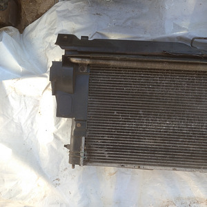 Volkswagen t4 mootori jahutusradiaator (9 foto / 9)