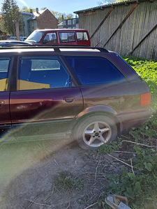 Audi 80 (5 фото из 10)