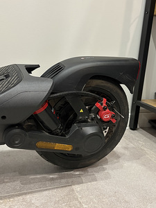 электросамокат Segway Ninebot Max G3 E (5 фото из 10)
