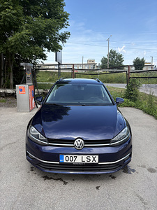 2017 Volkswagen Golf 2.0 TDI 110 кВт R-Line (1 фото из 15)