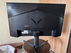 Acer Nitro monitor (2 foto / 3)