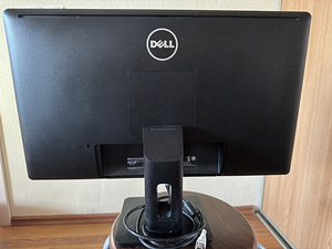 Dell monitor (2 foto / 3)