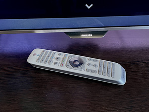48" Philips 48PFS8109/12 (4 foto / 5)