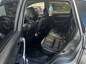 Honda CR-V (8 foto / 9)