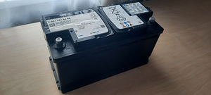 Originaal AGM aku Varta 92Ah 850A (Mercedes-Benz) (1 foto / 2)