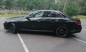 Mercedes-Benz E 220 2.1 R4 125kW (2 foto / 6)