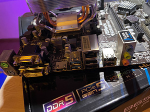 Emaplaat ASRock FM2A88M-HD+ (3 foto / 3)