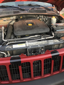 Jeep Cherokee 2.8 TD (14 foto / 14)