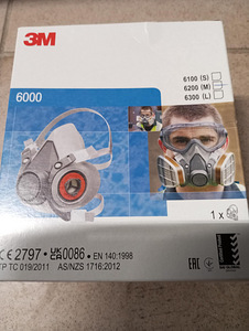 3M mask (2 foto / 2)