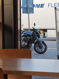 Kawasaki z750 (4 foto / 8)