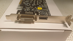 RX550 РАДЕОН 2 ГБ (3 фото из 4)