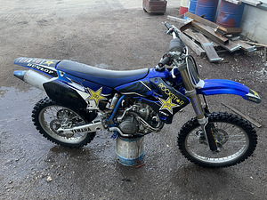 Yamaha YZ 450f (1 foto / 8)